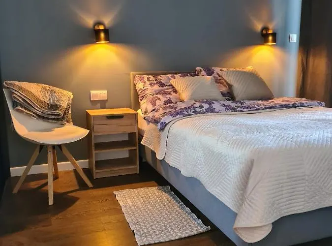 Venice Apartment, Self Check-in 24h, Free Parking * 波兹南