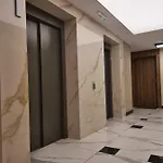Venice Apartment, Self Check-in 24h, Free Parking * Poznań